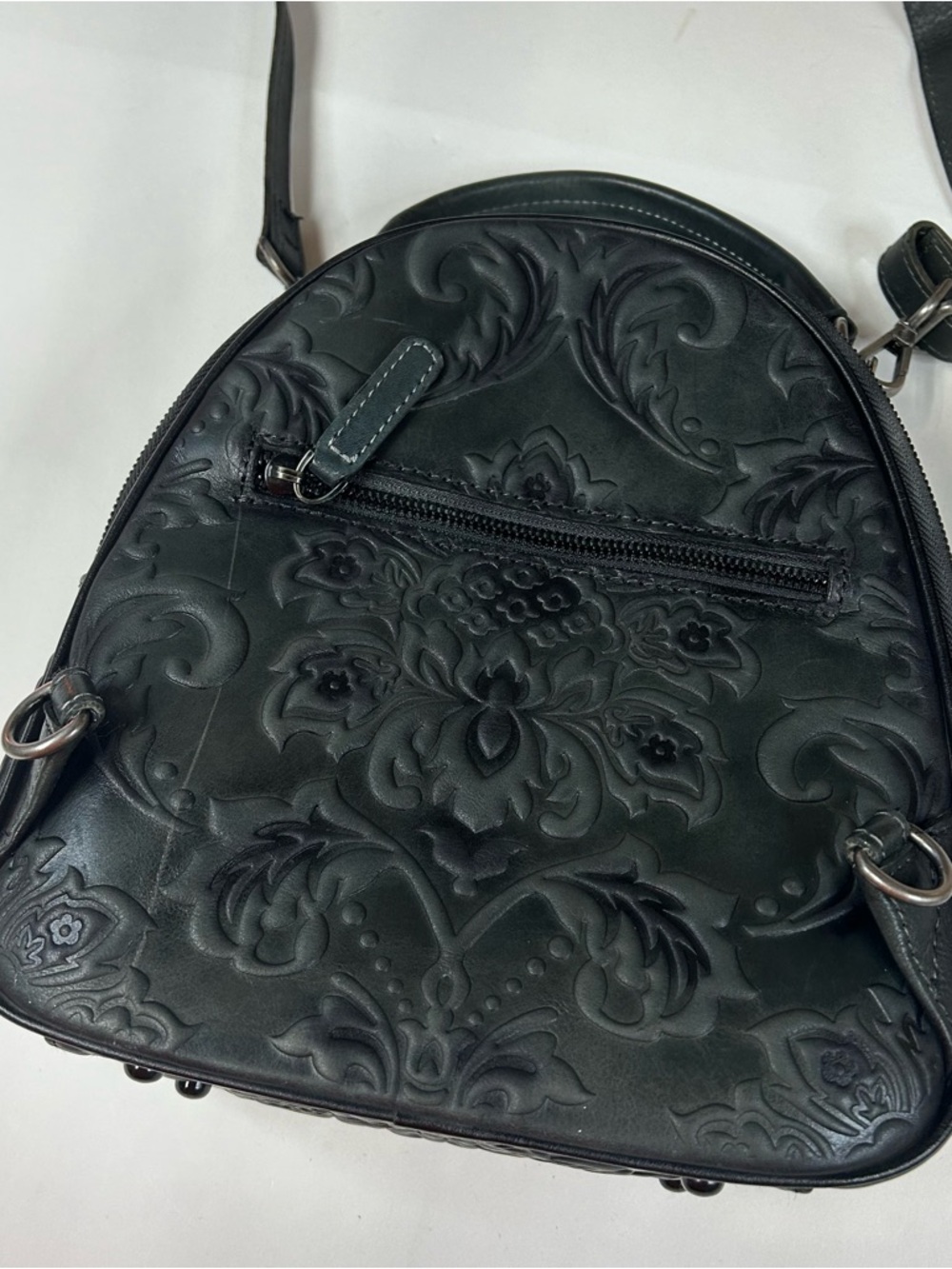 Vintage Feigitor Women’s Crossbody Backpack Purse Black Floral Embossed #1031 - Picture 7 of 15
